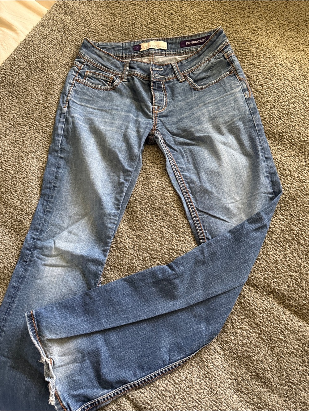 Vigoss Women's Vintage Light Denim Boot Cut Jeans